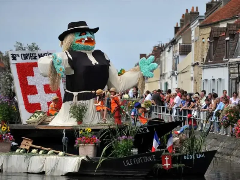 Le cortège Nautique de Saint-Omer